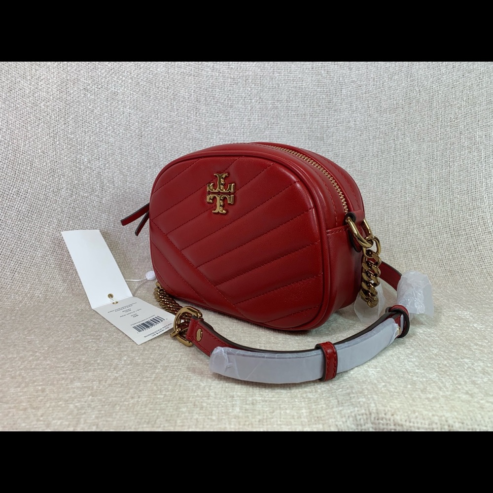 NEW Tory Burch Kira Chevron Red Apple Leather Small Camera Bag/Crossbody Bag - Picture 3 of 12